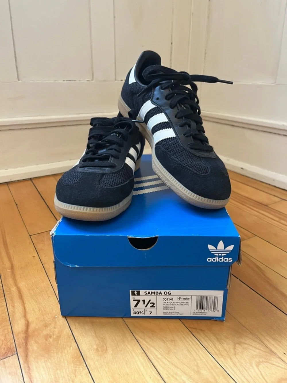 adidas Men’s Samba OG Sneakers in Black like new in box. - Picture 2 of 7